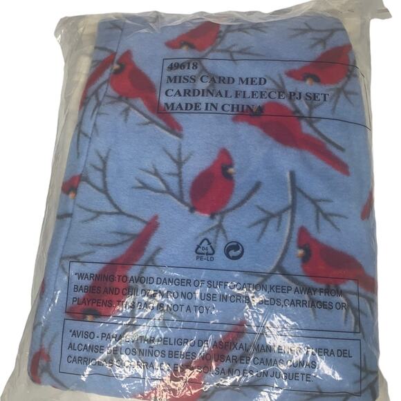 Cardinal Embroidered NWT Fleece Pajamas Set Cream Shirt and Blue Pants S… - Picture 4 of 7